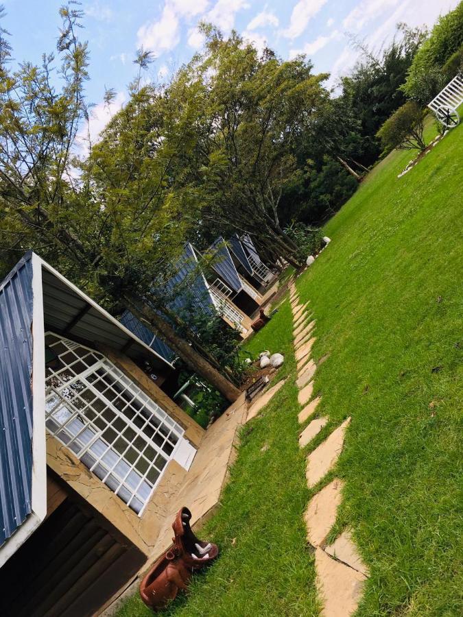 Camp Mahon Gardens Hotell Nanyuki Exteriör bild