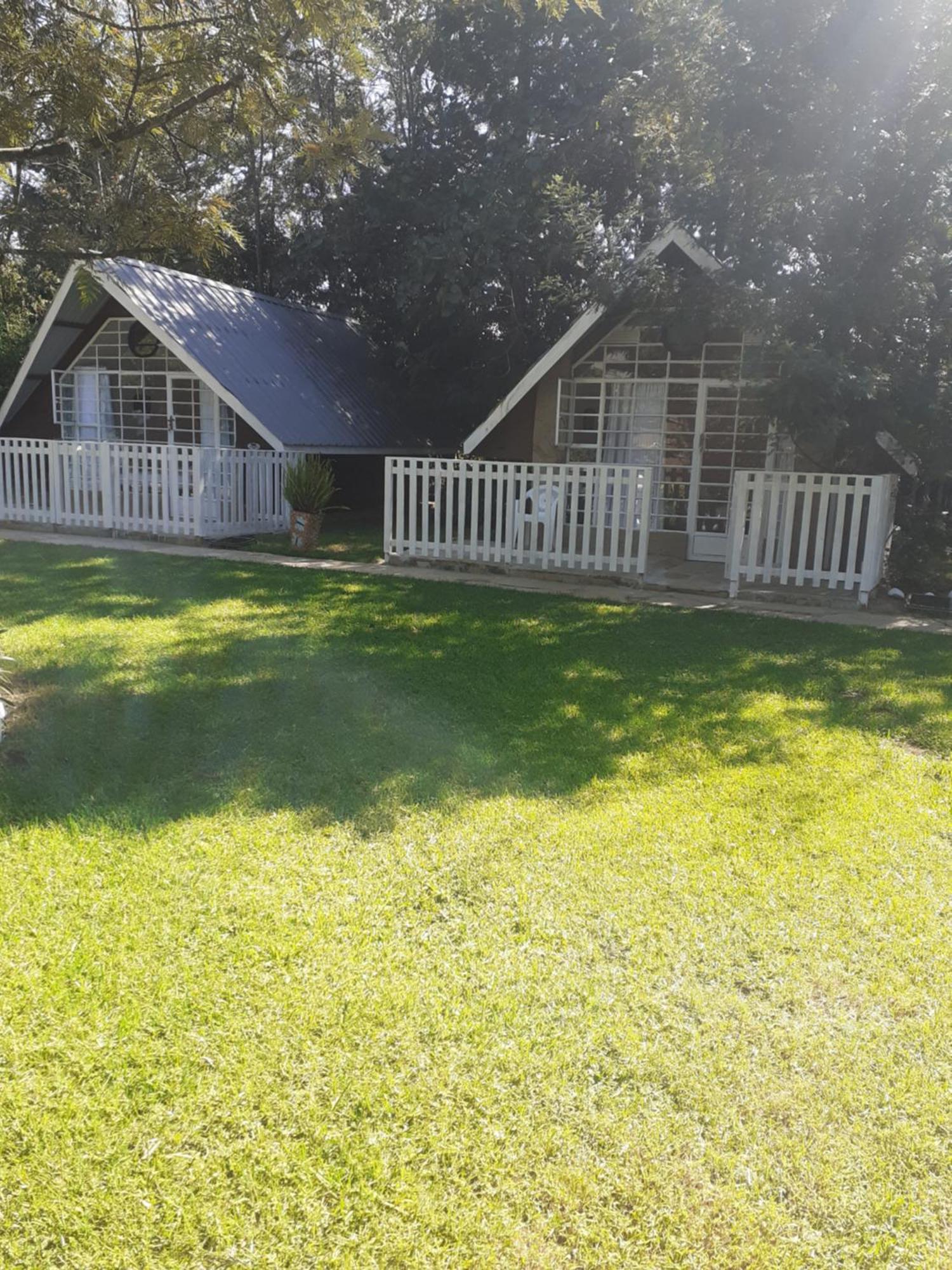Camp Mahon Gardens Hotell Nanyuki Exteriör bild